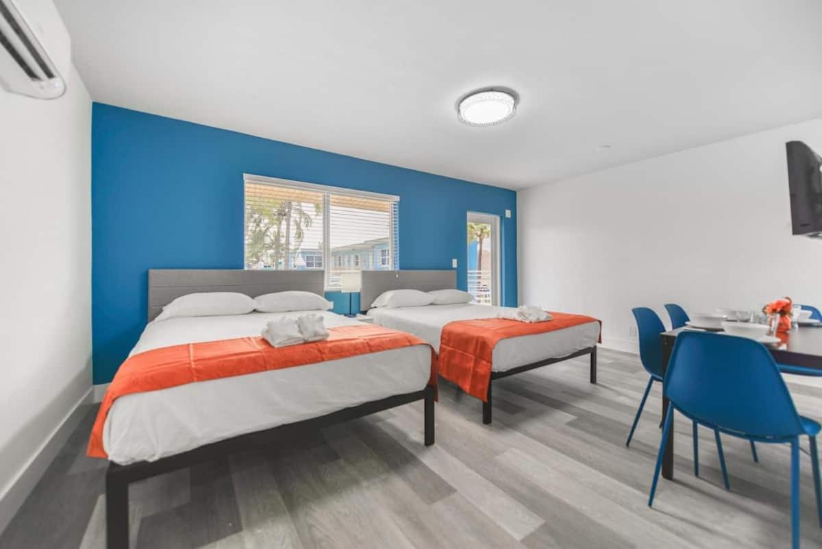Fantastic 1 Bedroom With Pool Steps From The Beach #43 Hollywood Luaran gambar
