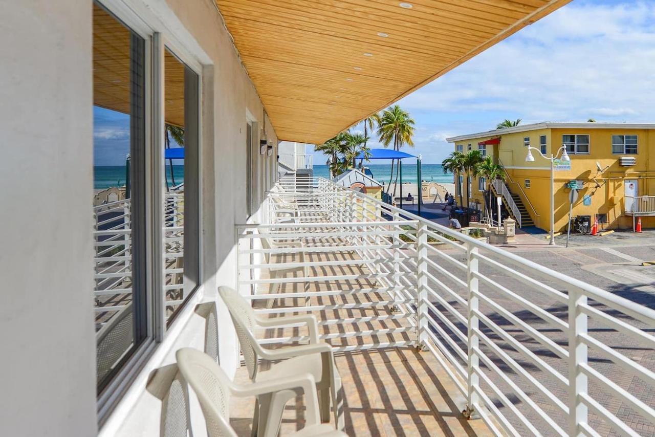 Fantastic 1 Bedroom With Pool Steps From The Beach #43 Hollywood Luaran gambar