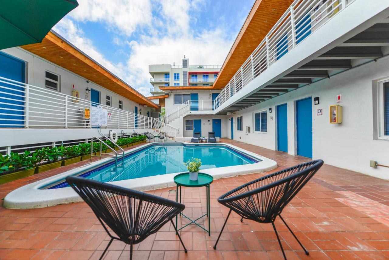 Fantastic 1 Bedroom With Pool Steps From The Beach #43 Hollywood Luaran gambar