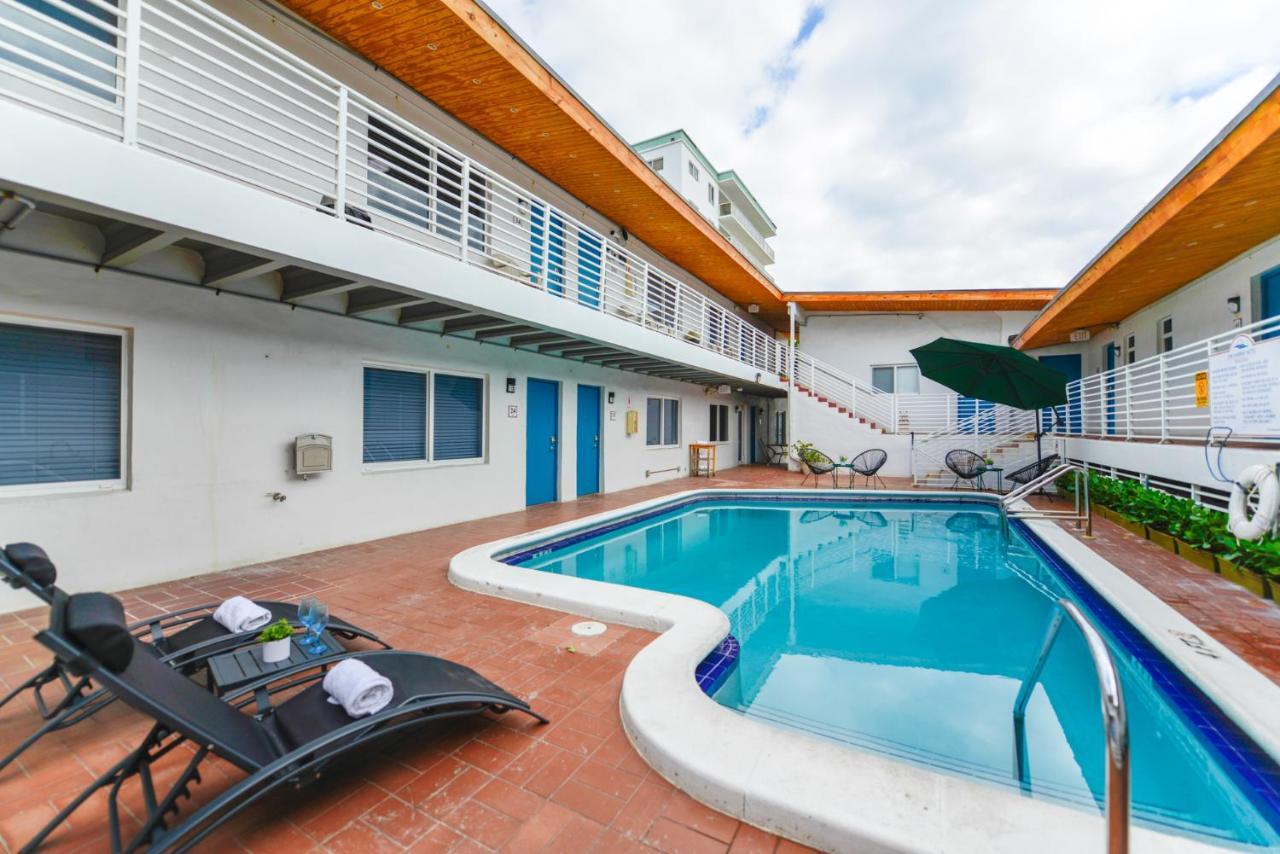Fantastic 1 Bedroom With Pool Steps From The Beach #43 Hollywood Luaran gambar